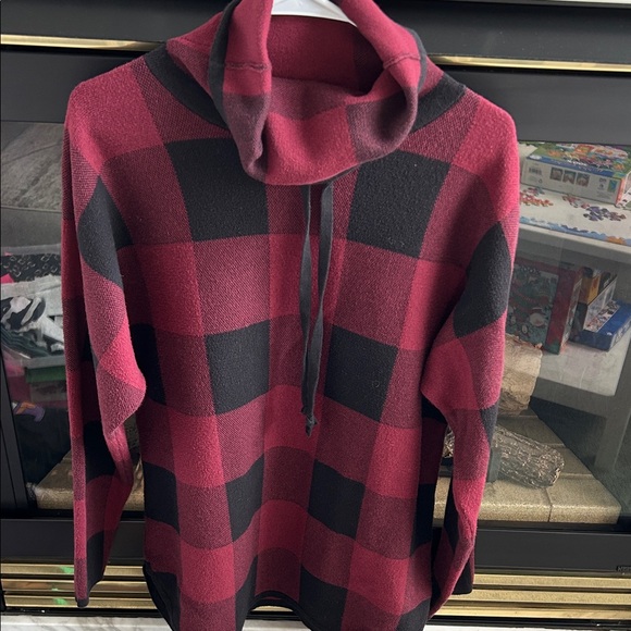 Adrienne Vittadini Red and Black Checkered cowl neck Sweater large. - Picture 1 of 11